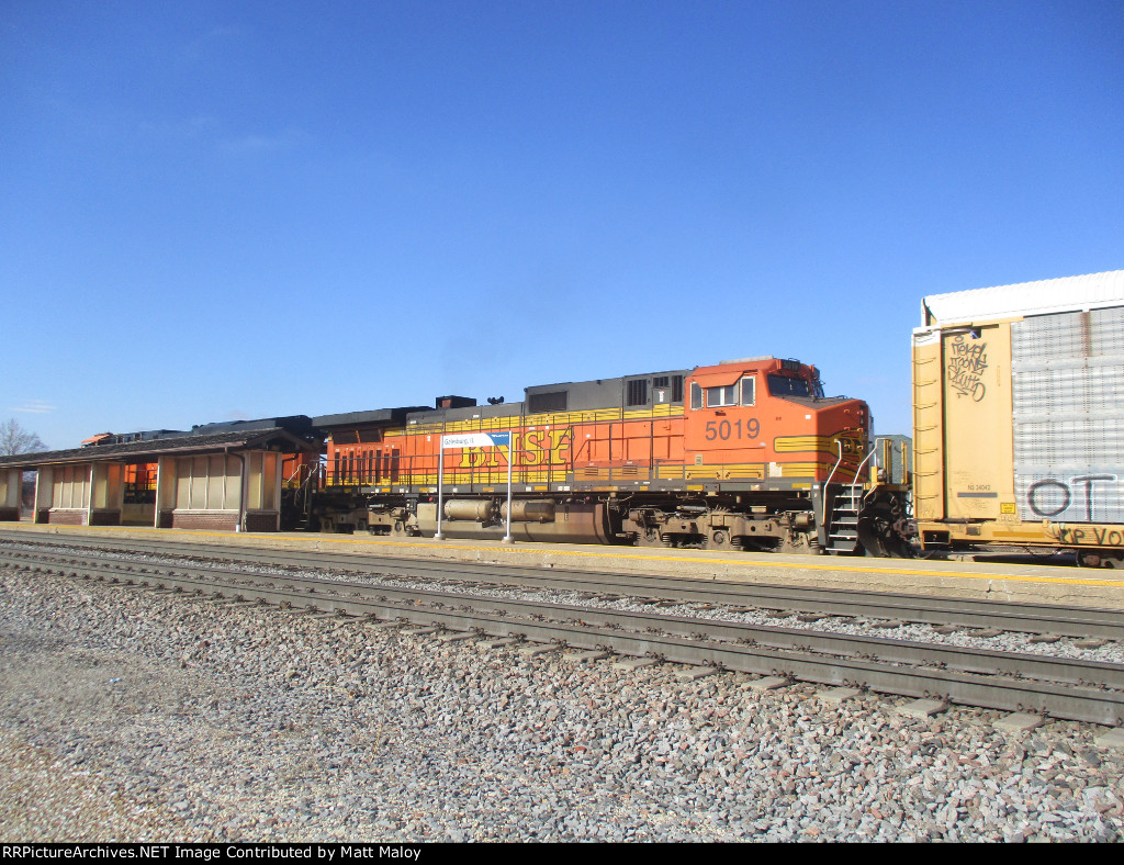 BNSF 5019